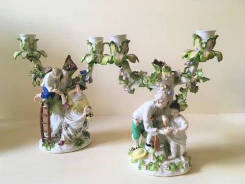 Paire de chandeliers en porcelaine de Meissen - Céramiques, Porcelaines Style 