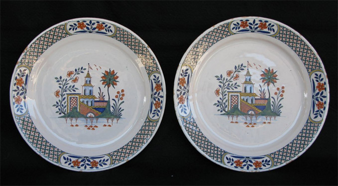 Paire d'assiettes ROUEN - XVIIIème siècle