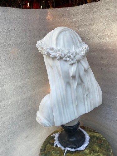 Art nouveau - 1900/1920 Neapolitan Carrara Marble Bust Of Bride With Veil