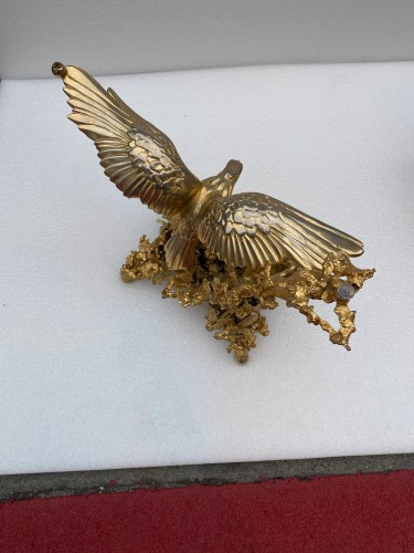XXe siècle - Table basse Aux Aigles en bronze doré circa 1970 signée de Boeltz pour Roméo