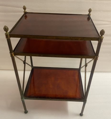 20th century - Maison Baguès 3-Level Bronze Crossed Shelf with Daisy