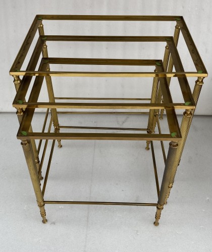 Série de 3 tablesgGigognes en bronze doré et verre fumé Circa 1970 - ABC Pascal