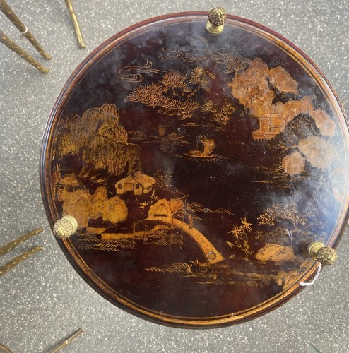 Antiquités - Pair of Maison Baguès Pedestal Tables in Gilt Bronze with Chinese Lacquer