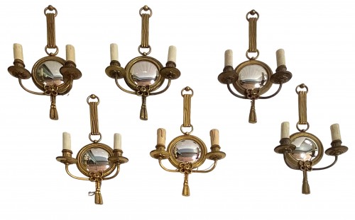 Série de 10 appliques en bronze doré avec miroir convexe signée Petitot 1950