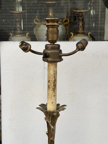 Maison Bagues - Deux lampadaires en bronze décor Palmier - ABC Pascal