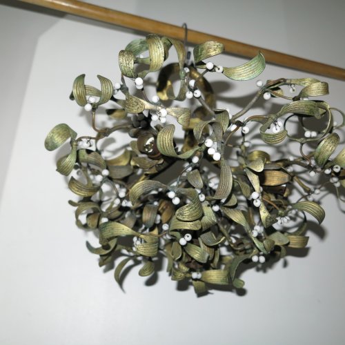 Antiquités - &quot; mistletoe &quot; Chandelier circa 1900