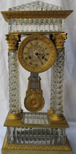 Antiquités - Clock Portico Charles X Baccarat crystal and gilt bronze