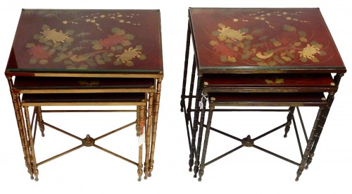 Paire de de trois tables gigognes