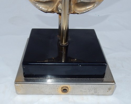 Années 50-60 - Pied de lampe à décor de lotus en bronze argenté, galuchat, agate, vers 1970