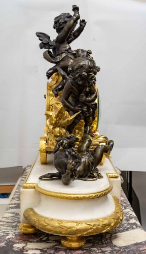 Antiquités - Grande pendule de cheminée, Circa 1870