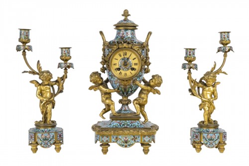 Garniture de cheminée en émail cloisonné du Milieu du XIXe siècle, circa 1860
