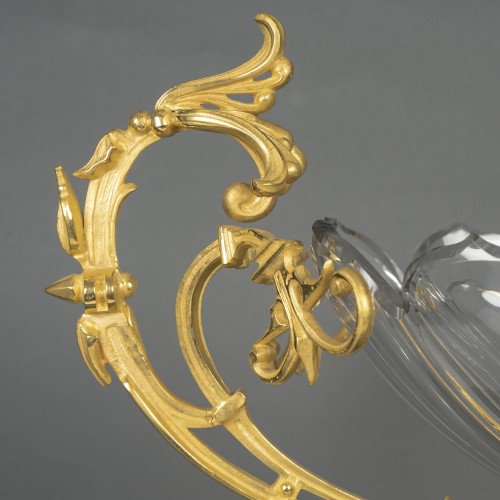 19th century - Henri Picard (1840-1890) Centerpiece in gilded bronze and cut crystal