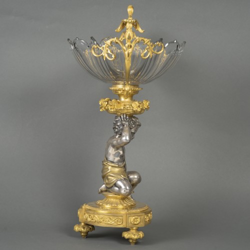Antiquités - Henri Picard (1840-1890) Centerpiece in gilded bronze and cut crystal