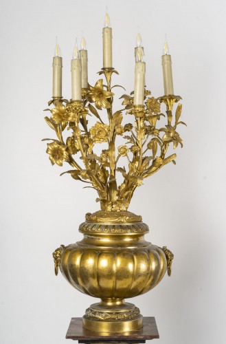 Paire de torchères à sept feux de style néoclassique, circa 1870 - 