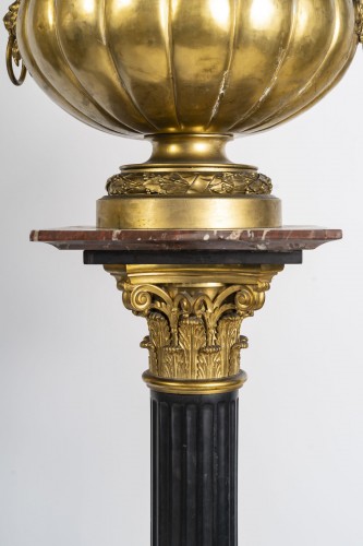 Antiquités - Paire de torchères à sept feux de style néoclassique, circa 1870