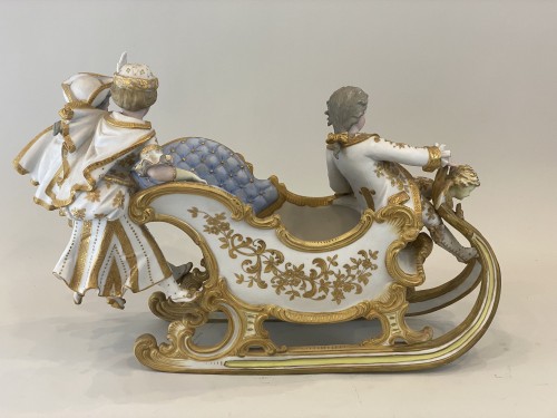 Sitzendorf Biscuit Centerpiece, Circa 1900 - Art nouveau