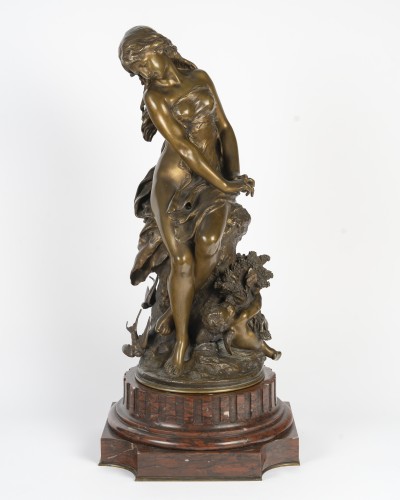 Mathurin Moreau (1822-1912) Le Retour des hirondelles - Sculpture Style Art nouveau