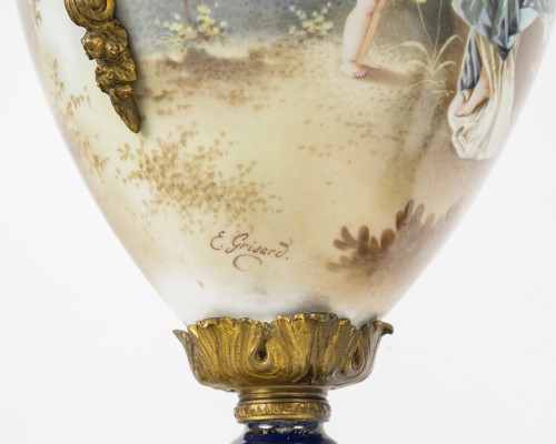 Antiquités - Vases en porcelaine, circa 1880