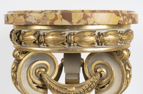 19th century - Carved Wooden Stand, Circa 1890