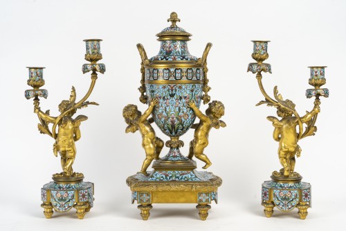 cloisonné enamel three-piece clock garniture, Circa 1860 - 