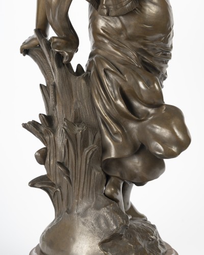 Antiquités - Auguste Moreau (1834-1917) Woman With A Bird