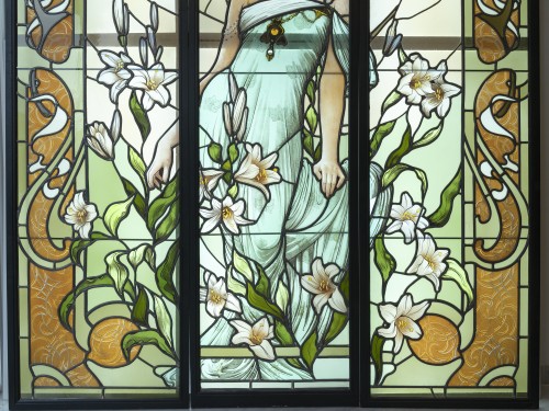 Art Nouveau Stained Glass Window, Woman With Lilies - Art nouveau