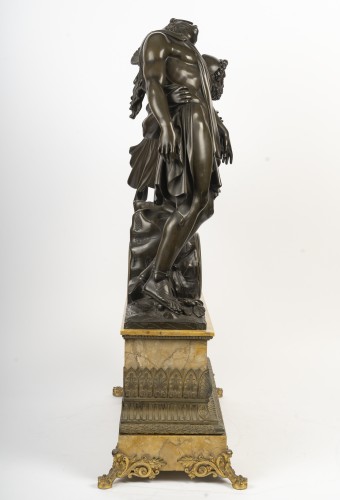 Antiquités - Large Clock Depicting Achilles And Patroclus, Circa 1830