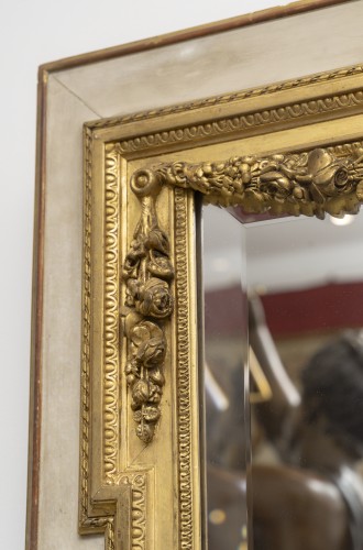 Miroir en bois sculpté, Circa 1870 - Acropole Antiquités