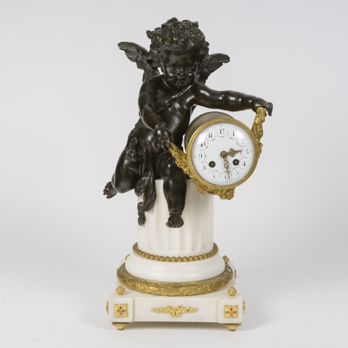 Garniture de cheminée Circa 1855 de style Louis XVI - Horlogerie Style Napoléon III