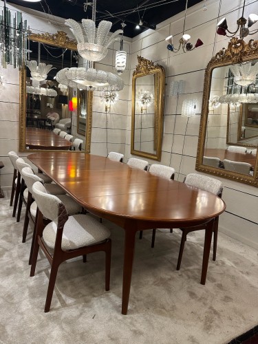 20th century - Very large Scandinavian oak table circa 1960 
