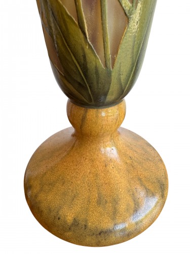 Antiquités - Daum Nancy - Engraved and enameled vase with coreopsis