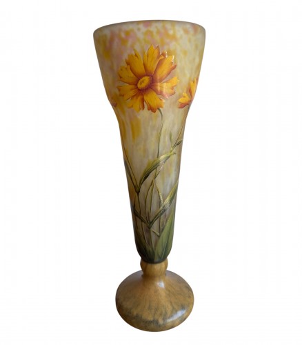 Antiquités - Daum Nancy - Engraved and enameled vase with coreopsis