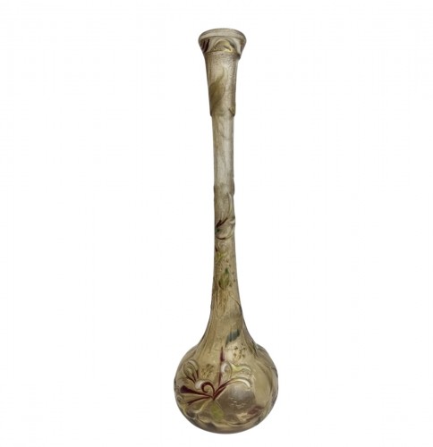 Émile Gallé - Vase à décor émaillé de Chèvrefeuilles