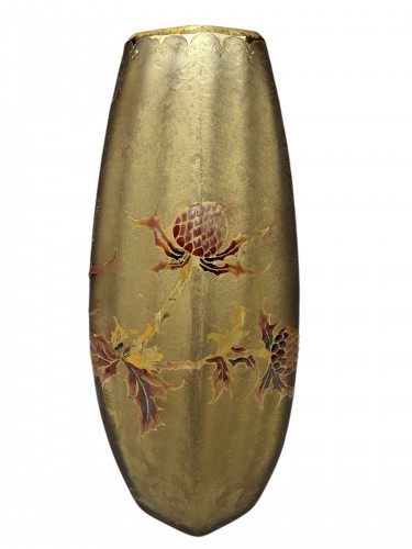XIXe siècle - Émile Gallé (1846-1904), vase à décor émaillé de chardons