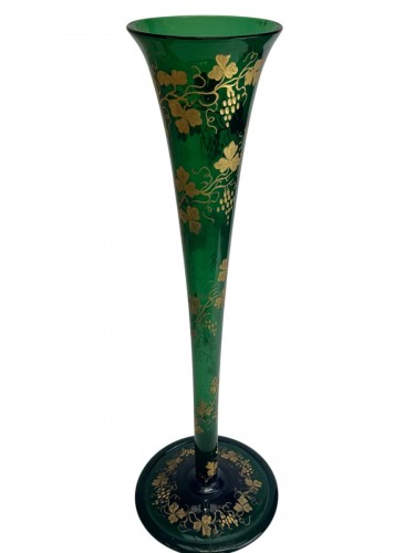 Escalier de Cristal - Grand vase cornet en cristal à décor des pampres de vigne, 66cm - Verrerie, Cristallerie Style Art nouveau