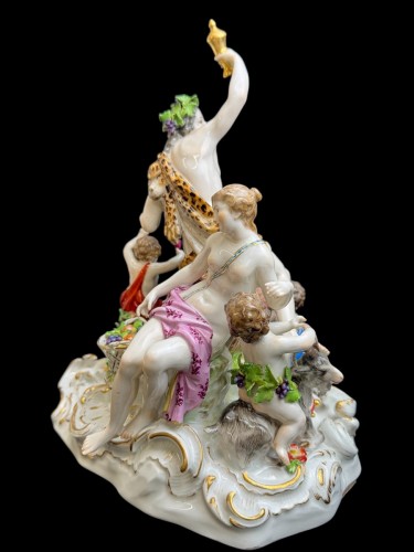 Bacchus sur un tonneau - Groupe en porcelaine de Meissen 19e siècle - AG Antiquités