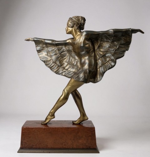 A Dancer In A Butterfly Dress  - Sculpture Style Art Déco