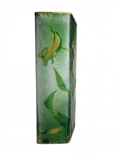 Baccarat - Vase de forme losange à décor des fleurs - Verrerie, Cristallerie Style Art nouveau