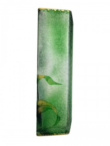 Verrerie, Cristallerie  - Baccarat - Vase de forme losange à décor des fleurs
