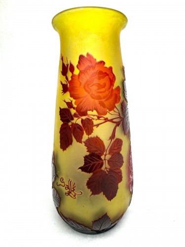 Gallé - Vase à décor de Roses - Verrerie, Cristallerie Style Art nouveau