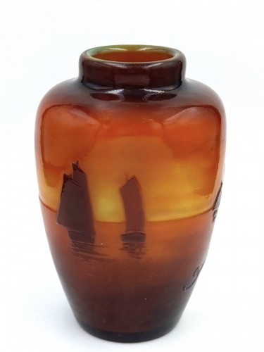 Gallé, vase à décor de voiliers sur la mer - Art nouveau