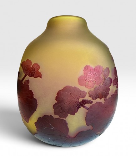 20th century - Gallé, Vase Decorated With Marsh Marigold Flowers