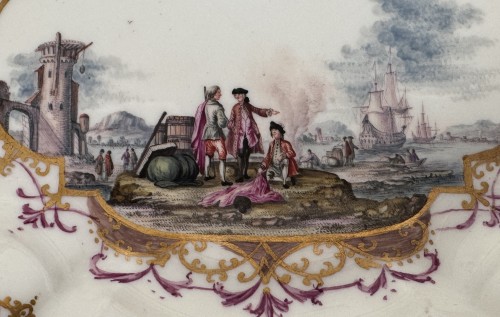 Meissen plate decorated with a harbor scene, attributed to Christian F. Her - 