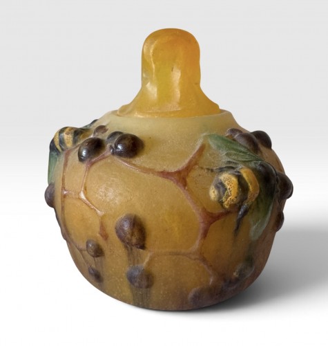 Glass & Crystal  - Amalric Walter And Henri Bergé - Inkwell With A Design Featuring Bees And B