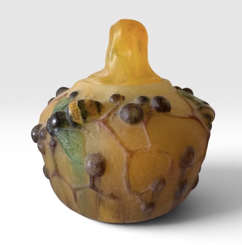 20th century - Amalric Walter And Henri Bergé - Inkwell With A Design Featuring Bees And B