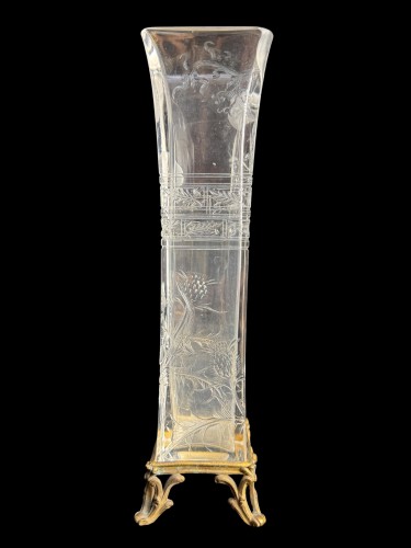 Glass & Crystal  - Baccarat Vase Featuring The Mythical Dragon Graoully