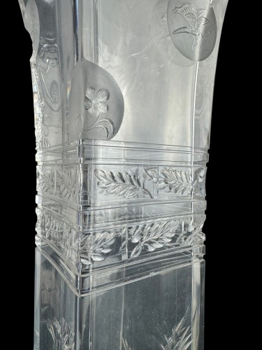 Art nouveau - Baccarat Vase Featuring The Mythical Dragon Graoully