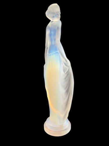 Verrerie, Cristallerie  - Lucile Sevin pour Etling, statuette en verre opalescent