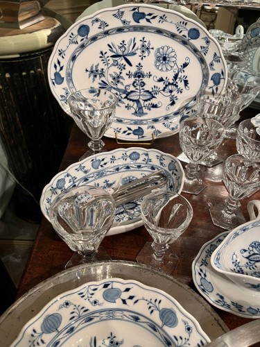 silverware & tableware  - Blue And White Meissen Porcelain Dinner Service, "onion" Pattern