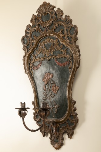 Lighting  - Pair of italian 18th century painted papier-mâché sconces